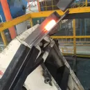 Горячая ковка соединительного стержня деталей транспортного средства