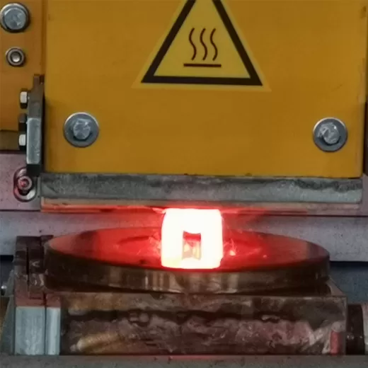 Машина для закалки и отпуска цепей