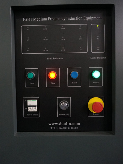 машина для индукционного нагрева panel.jpg
